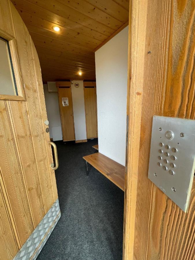 Meribel Centre La Chaudanne - Chalet Épervière - 3 bedrooms ski in&out apartment - 1 minute to main ski lifts, 5 minutes walk to center of Méribel Esterno foto