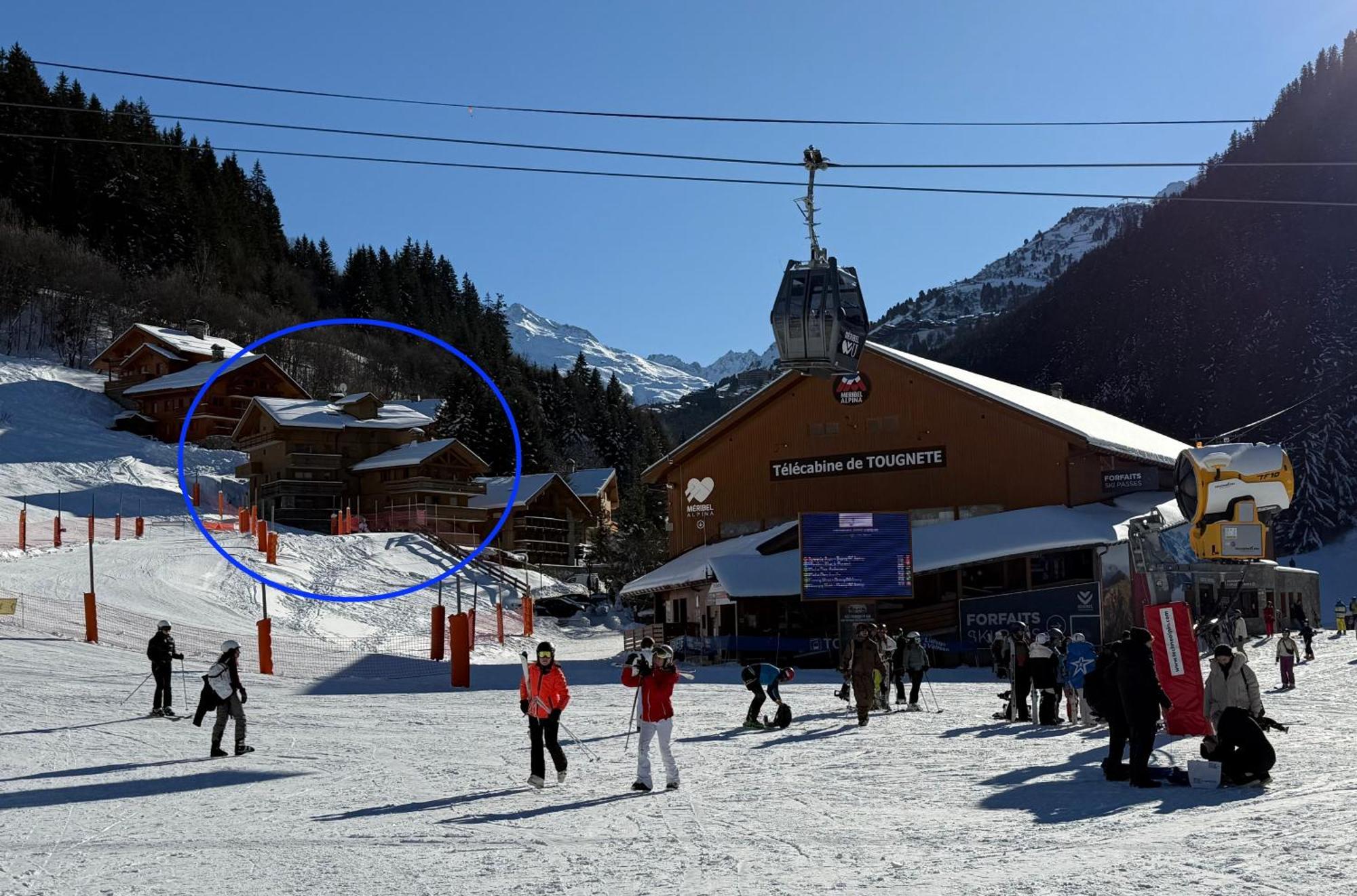 Meribel Centre La Chaudanne - Chalet Épervière - 3 bedrooms ski in&out apartment - 1 minute to main ski lifts, 5 minutes walk to center of Méribel Esterno foto